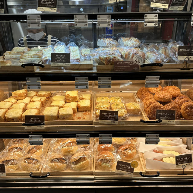 【北海道観光】˗ˏˋ北海道のパンと海の幸がコラボ🍞ˎˊ˗