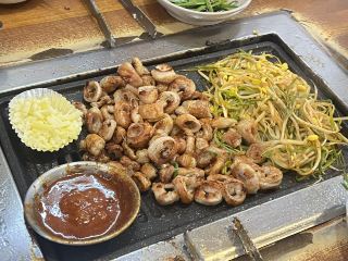 Ulsan Makchang House offers free Kalguksu, right??