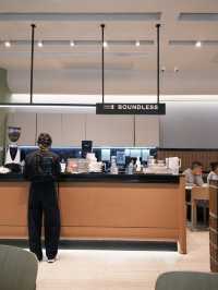 🇭🇰 香港 Work-friendly 荃灣區 cafe 環境裝潢精緻 座位寬敞舒適 彩光超好