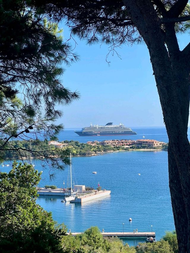 🚤 *"Sailing into spring on the Costa Smeralda—water this blue should be illegal."*  