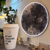 Laid-back Vibes at Hulu Cafe