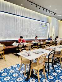 “Khiang Thai Street Food: Savor the Crunch of Authentic Thai Flavors”