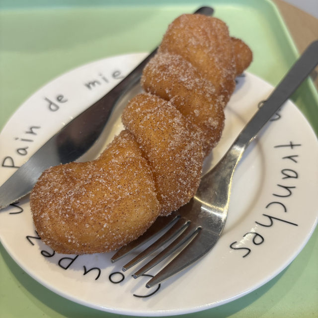 【食べ歩き】BONTEMS 原宿店 若者の街・原宿で味わう大ブームのスイーツ