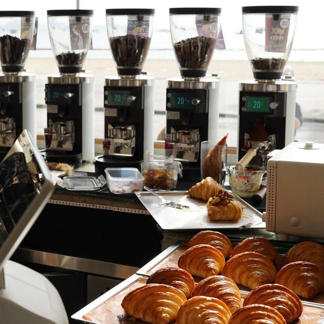 Sunset Coffee Roaster, Pattaya Beach