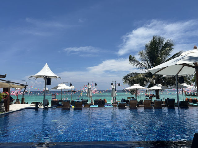 Lipe Thailand with Akira Lipe resort