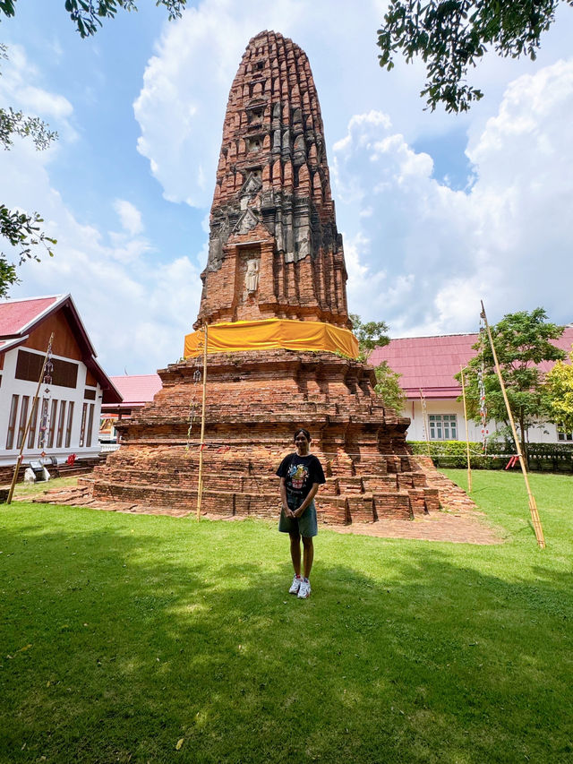 วัดปรางค์หลวง - Wat Prang Luang 