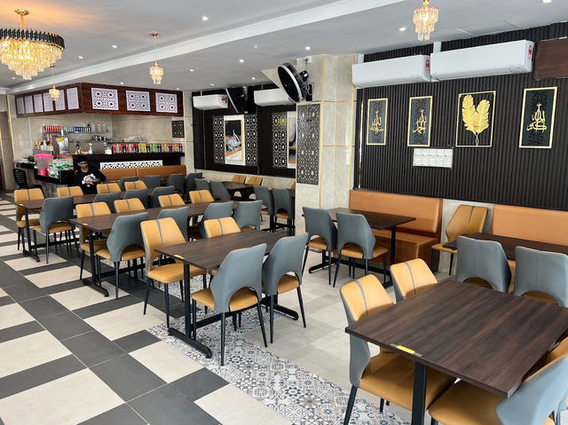 Savor Authentic Middle Eastern Flavors at Safaa Restaurant!