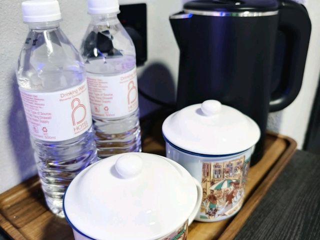 “Urban Pulse: B Hotel’s Chic Stay in the Heart of Petaling Street”