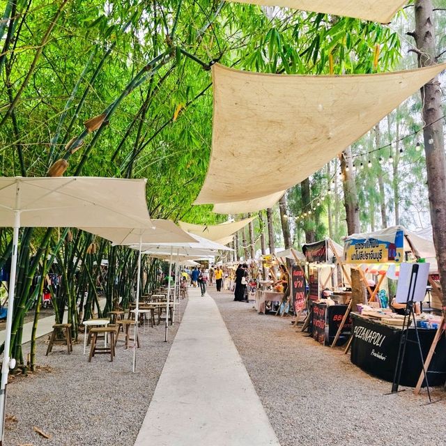 COCO MARKET - ตลาดทำเพราะชอบ