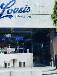 曼谷| 這間藏有明星足時尚科技 藍色咖啡酒吧｜LOVEiS Café & Bar