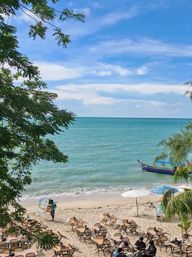 Bora Bora by Sunset Café – Batu Ferringhi, Penang