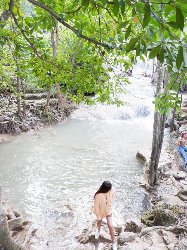 เที่ยวน้ำตก 1 ในน้ำตกที่สวย •น้ำตกเอราวัณ•