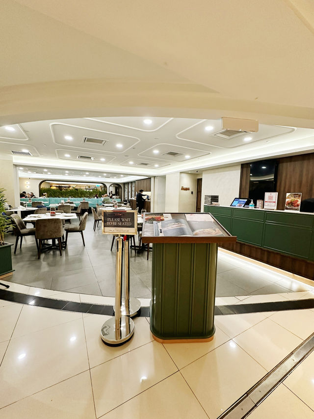 Hooked on Freshness at Bamboo Seafood