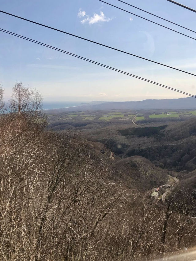 A Relaxed Day in Noboribetsu – Bears, Views & Volcanic Wonders