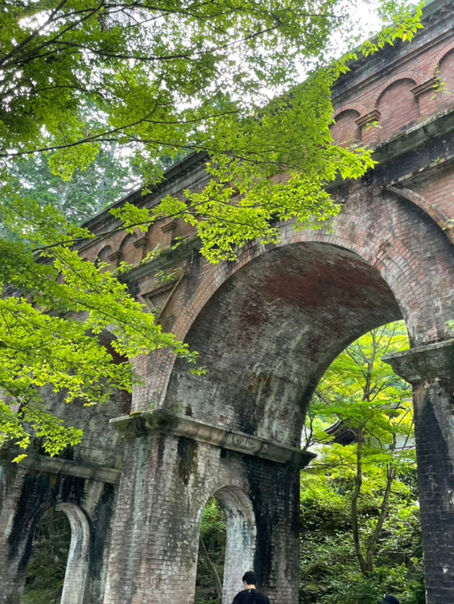 南禅寺の境内にあるひときわ存在感を放っている水路橋🧱🤩