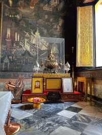 The Grandeur of Wat Suthat