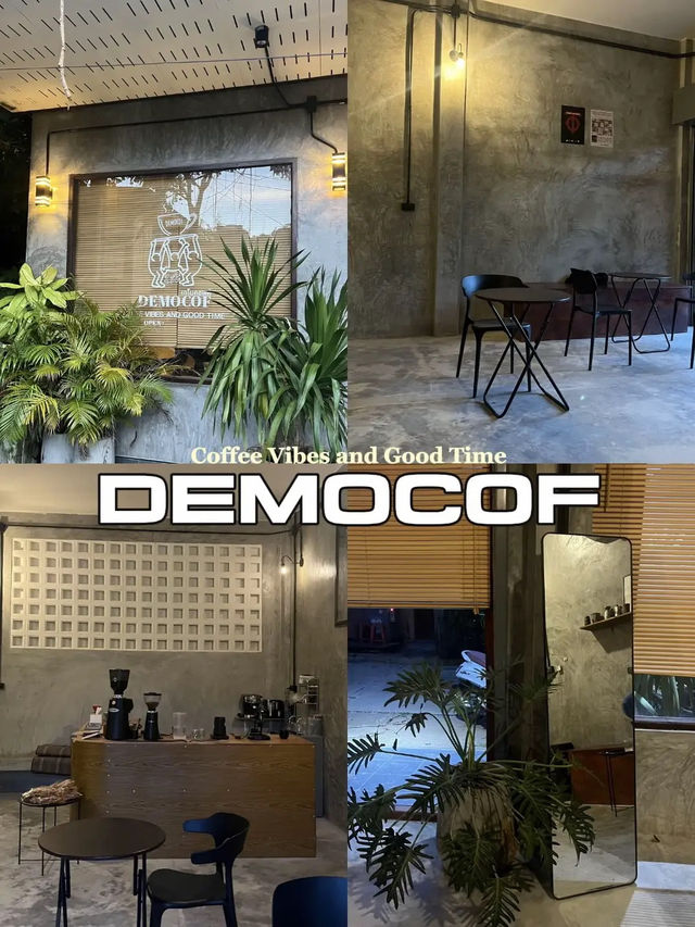 Democof ร้านกาแฟของคนฮิป ๆ ☕️