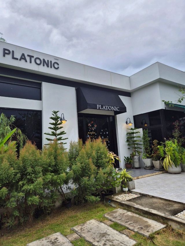PLATONIC coffee & treats @ Hatyai