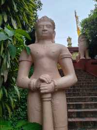 Wat Phnom: A Cultural Landmark on Phnom Penh’s Hilltop