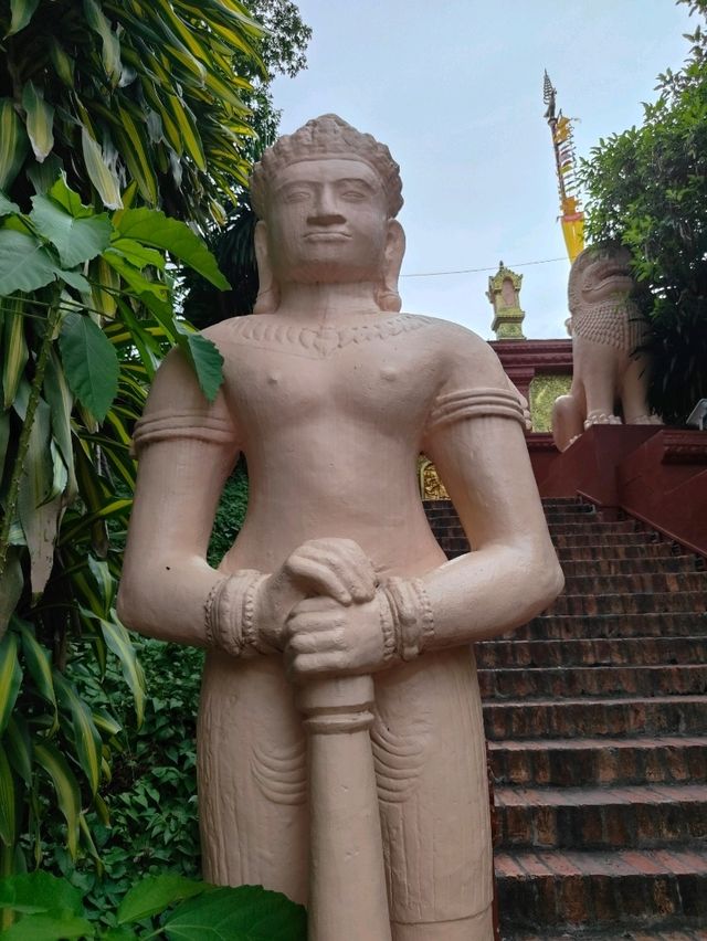 Wat Phnom: A Cultural Landmark on Phnom Penh’s Hilltop