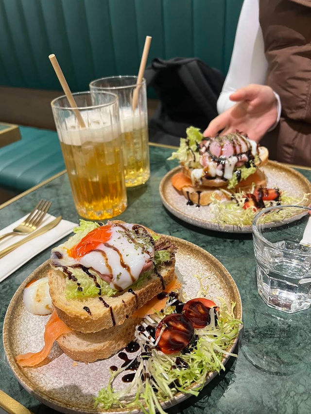 Beyond Coffee & Bar