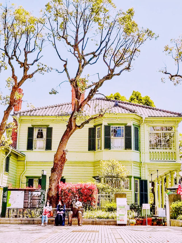 🏡🌞 Summer Weekend in Kobe’s Kitano-cho: Where East Meets West Under the Sun