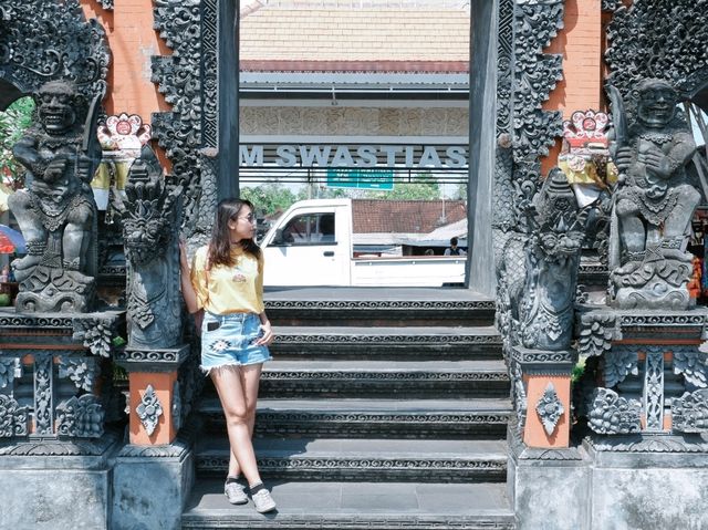 Tanah Lot Temple – Quick Info & Vibe 🛕✨🌊