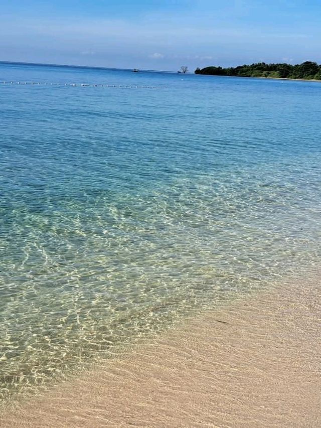Island Calm at Armada Resort, Magalawa