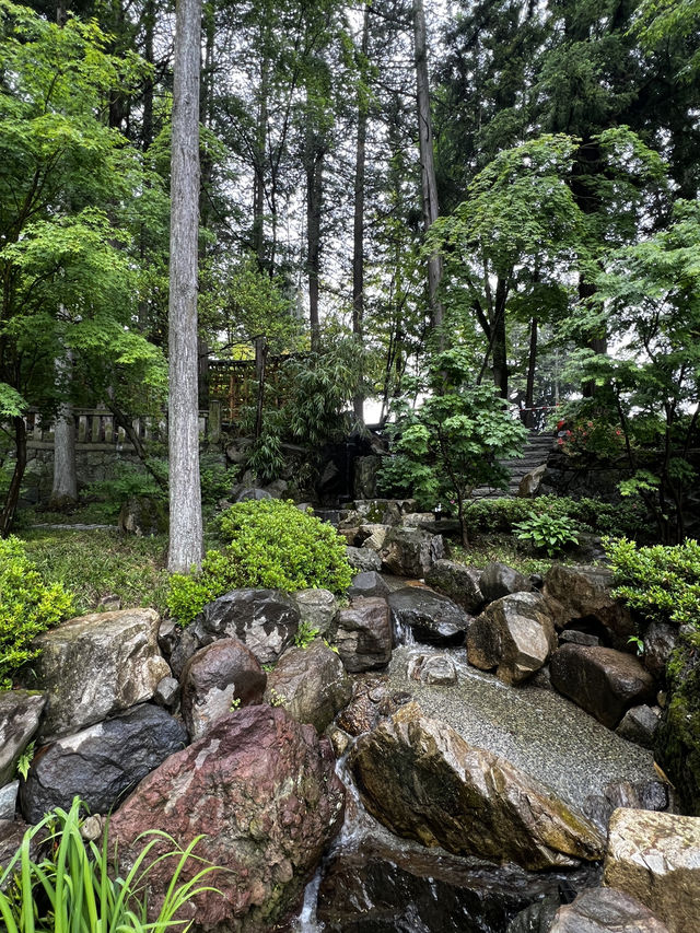「神様って、本当にいるのかも…」そんな感覚に包まれる場所が、長野にはあります。