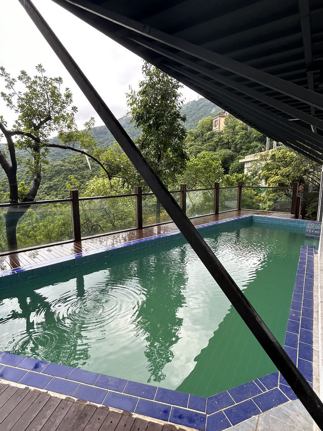 琉森山林 •拉菲爾民宿