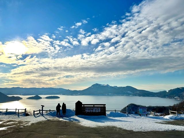 北海道景點｜海拔400公尺，居高臨下欣賞日本三大火山口湖—洞爺湖展望台