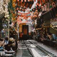 Hanoi Train Street- Vietnam 🇻🇳