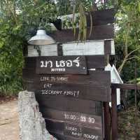 ☕ Mother Café – บ้านไม้ในสวน เหมาะนั่งทำงานสุดใจ  