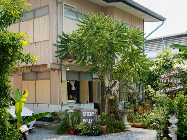 Sticky​ Willy​ House คาเฟ่ชาลับๆกลางเมืองโคราช