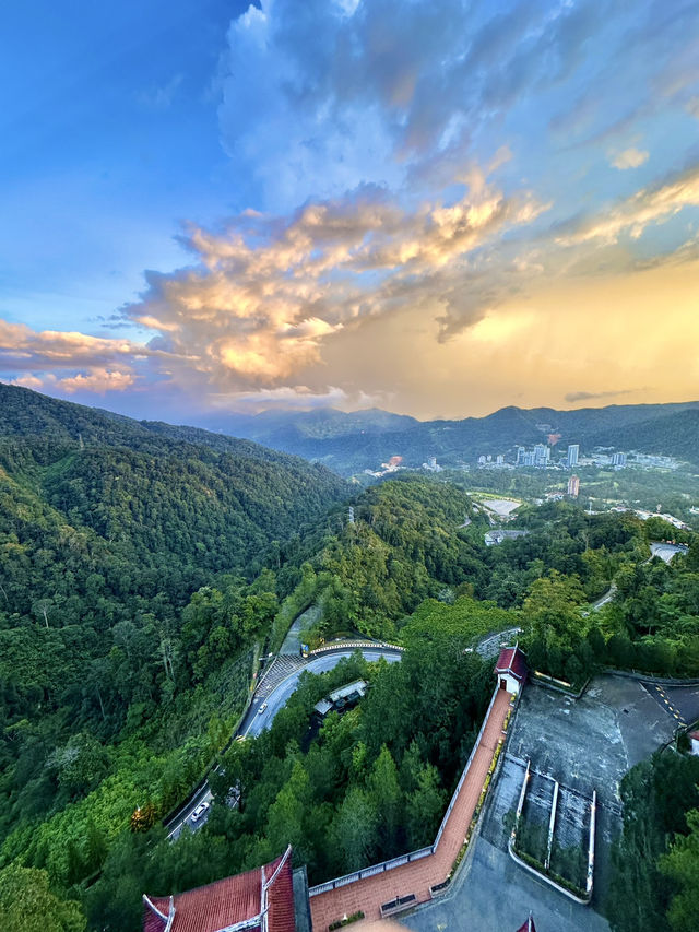 Where the Buddha Watches the Sky: Evening Magic at Genting