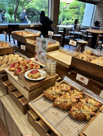 🇰🇷東大門 WAGLE WAGLE BAKE SHOP | Trip.com ソウル