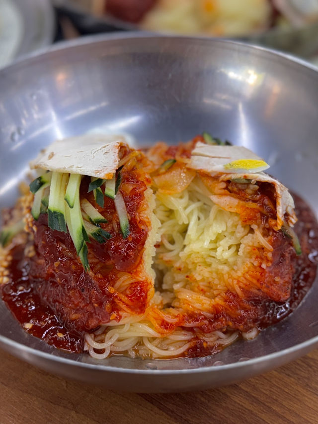 부산 대표 음식 밀면, 밀면 맛집