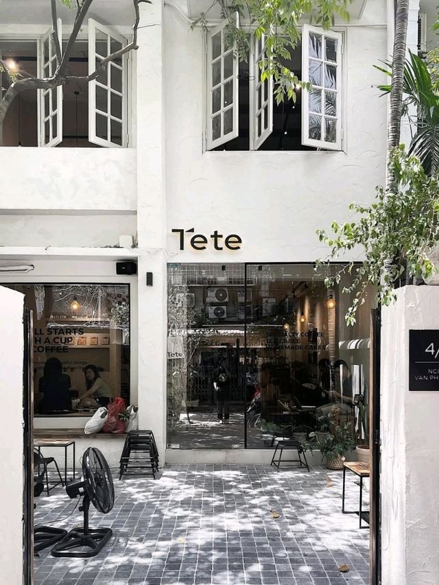 Tete Café