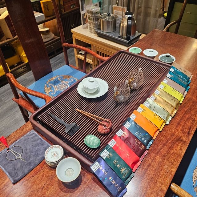 Off the beaten track in KL - art, hiking, make your own pewter dish
