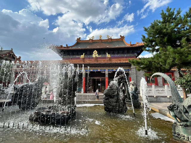🕌 大召寺 Dazhao Temple – Hohhot’s Oldest, Grandest, and Most Revered Temple