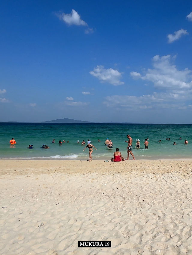  เกาะไผ่ – เสน่ห์เงียบสงบท่ามกลางธรรมชาติของกระบี่
