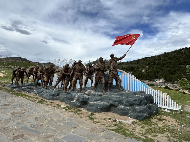  🏔️ Escape to the Last Shangri-La — Daocheng Yading (稻城亚丁)