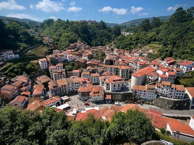 Colorful Boats and Strolls at Puerto de Cudillero
