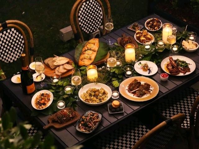 SWANKY SUPPER CLUB @ DEMPSEY HILL