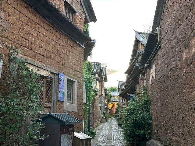 Shaxi Ancient Town (Yunnan)