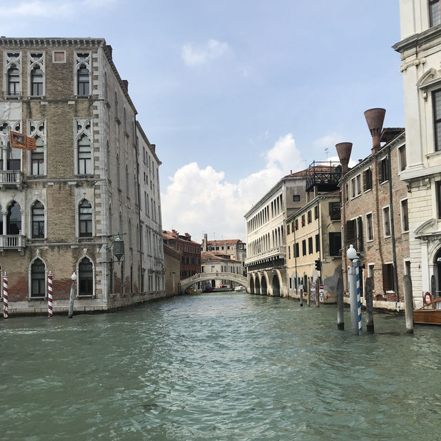 🚤 ヴェネツィア サンタルチア駅から街までの水上バス体験 🚤 ヴェネツィア サンタルチア駅から街までの水上バス体験