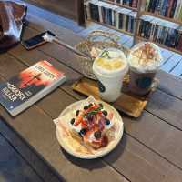 Booktree Library & Café