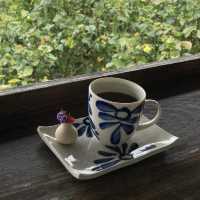 【沖縄】海を見渡せるカフェ