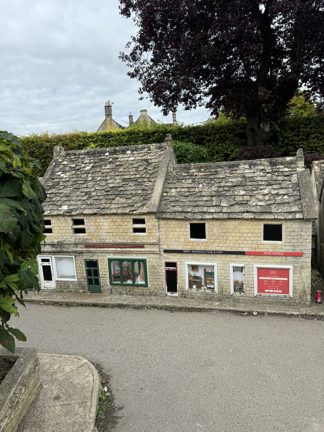 英國最美麗童話村莊嘅小人國