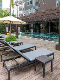 พักผ่อนสบายใจกลางป่าตอง ที่ Andakira Hotel Phuket